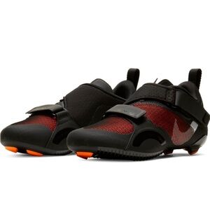 Nike cycling shoes with cleats almost NEW